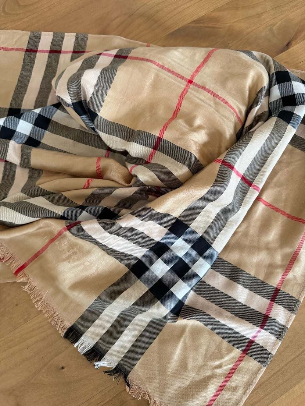 Burberry London 100% Cashmere Giant Check Scarf Made in England - Picture 6 of 16